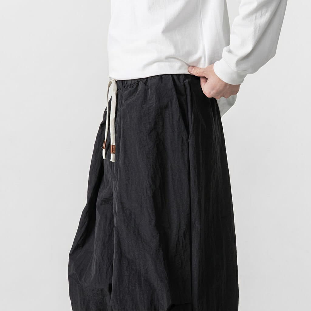 Arashi Wide-Leg Pants
