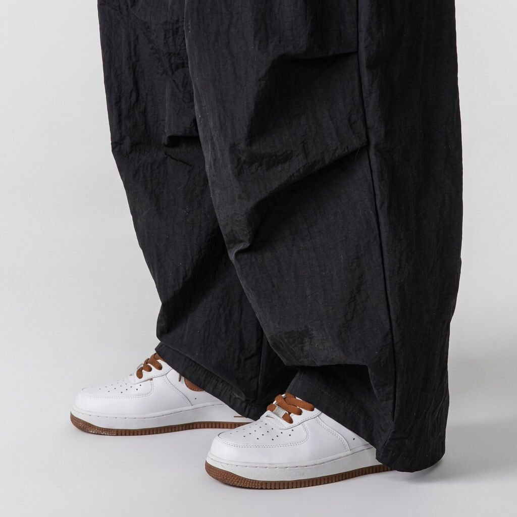 Arashi Wide-Leg Pants